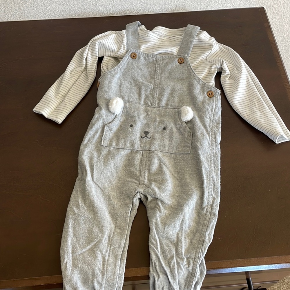 Carters 2 piece cute bear overall set